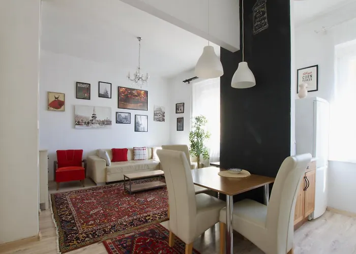 Standard Apartment By Hi5 - Karoly 23 Апартаменты